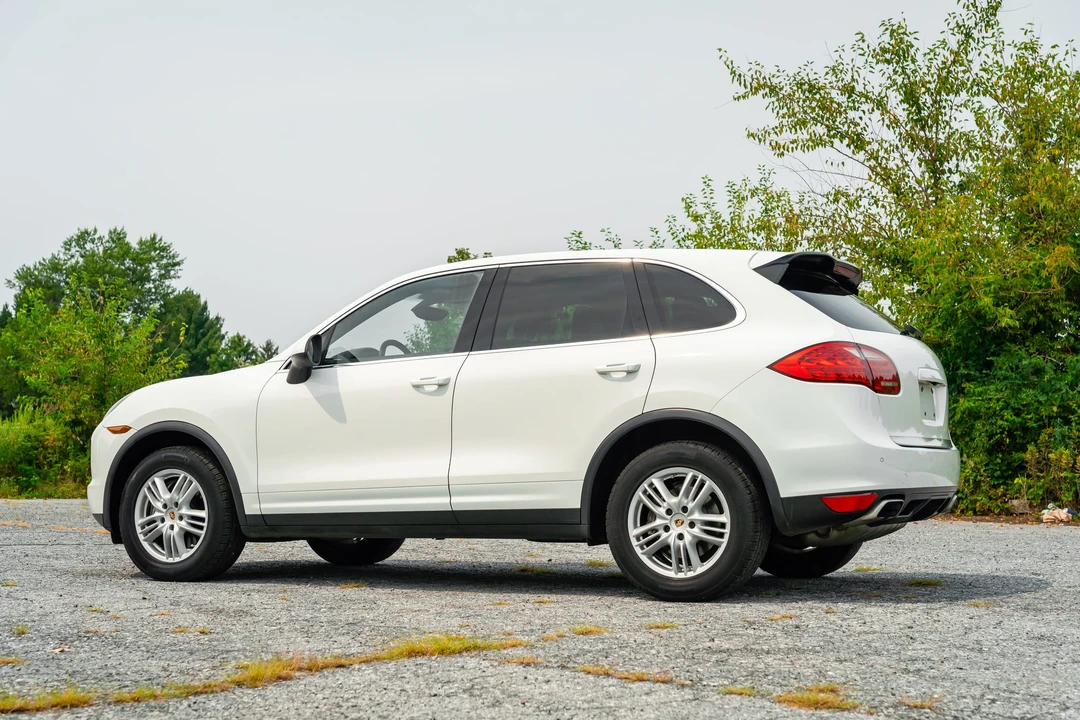 2012 Porsche 958 Cayenne - Image 22 of 31