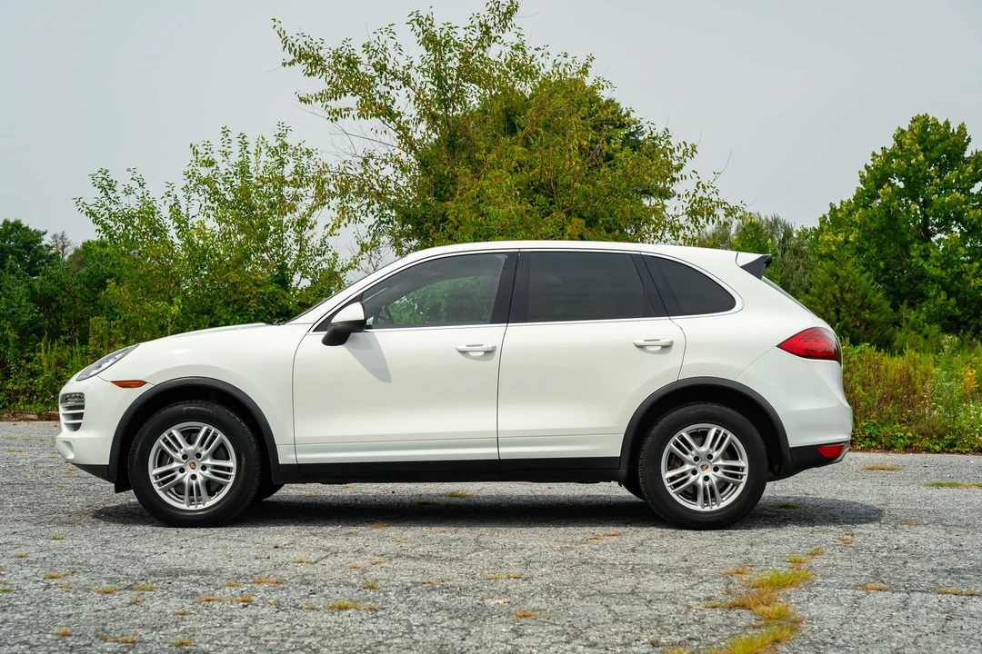2012 Porsche 958 Cayenne - Image 17 of 31