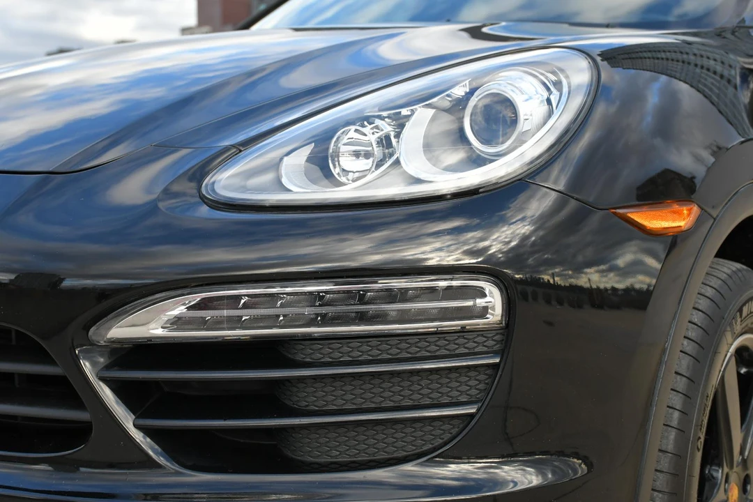 2012 Porsche 958 Cayenne - Image 11 of 31