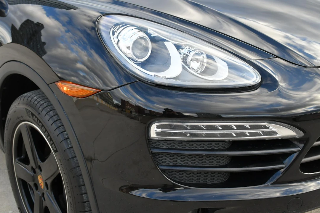 2012 Porsche 958 Cayenne - Image 10 of 31