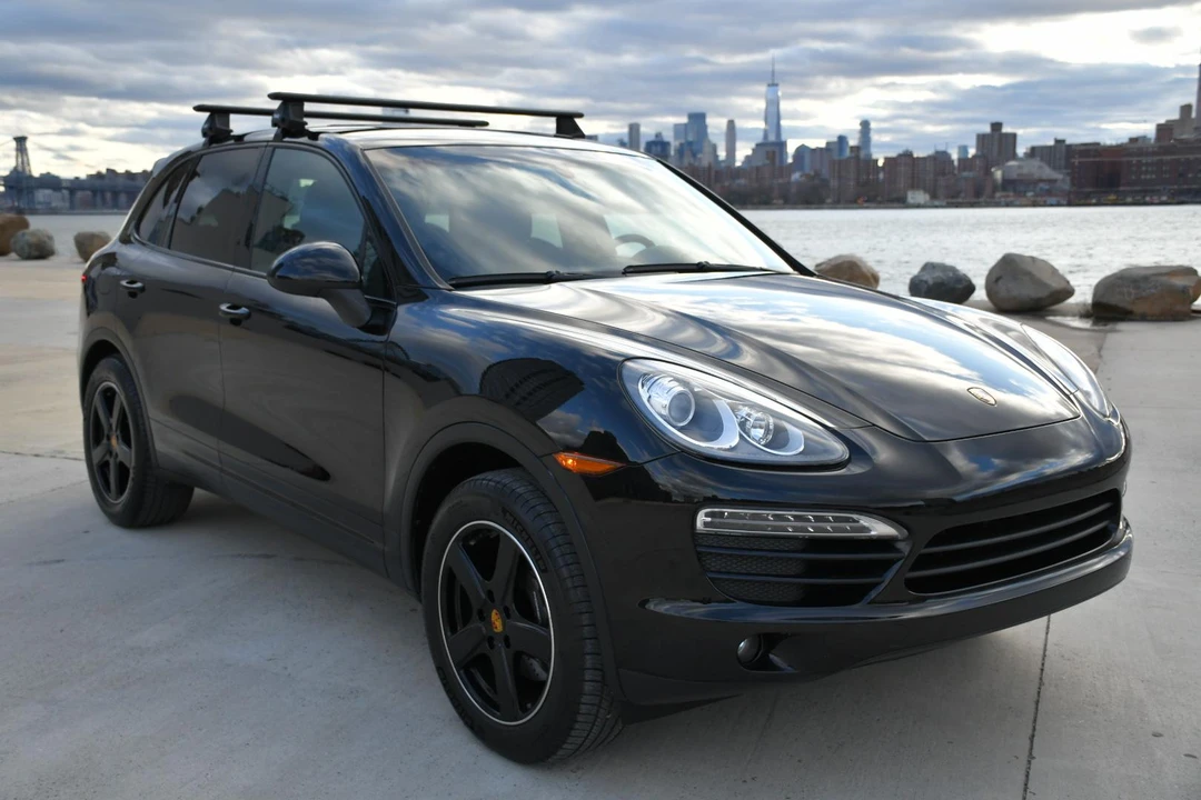 2012 Porsche 958 Cayenne - Image 3 of 31