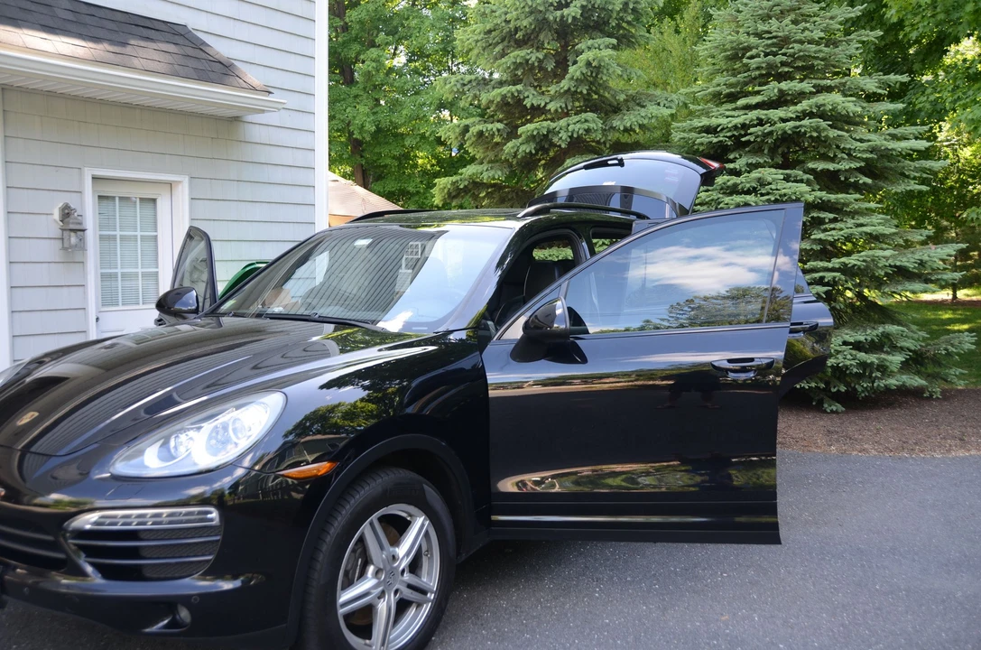 2012 Porsche 958 Cayenne - Image 3 of 21