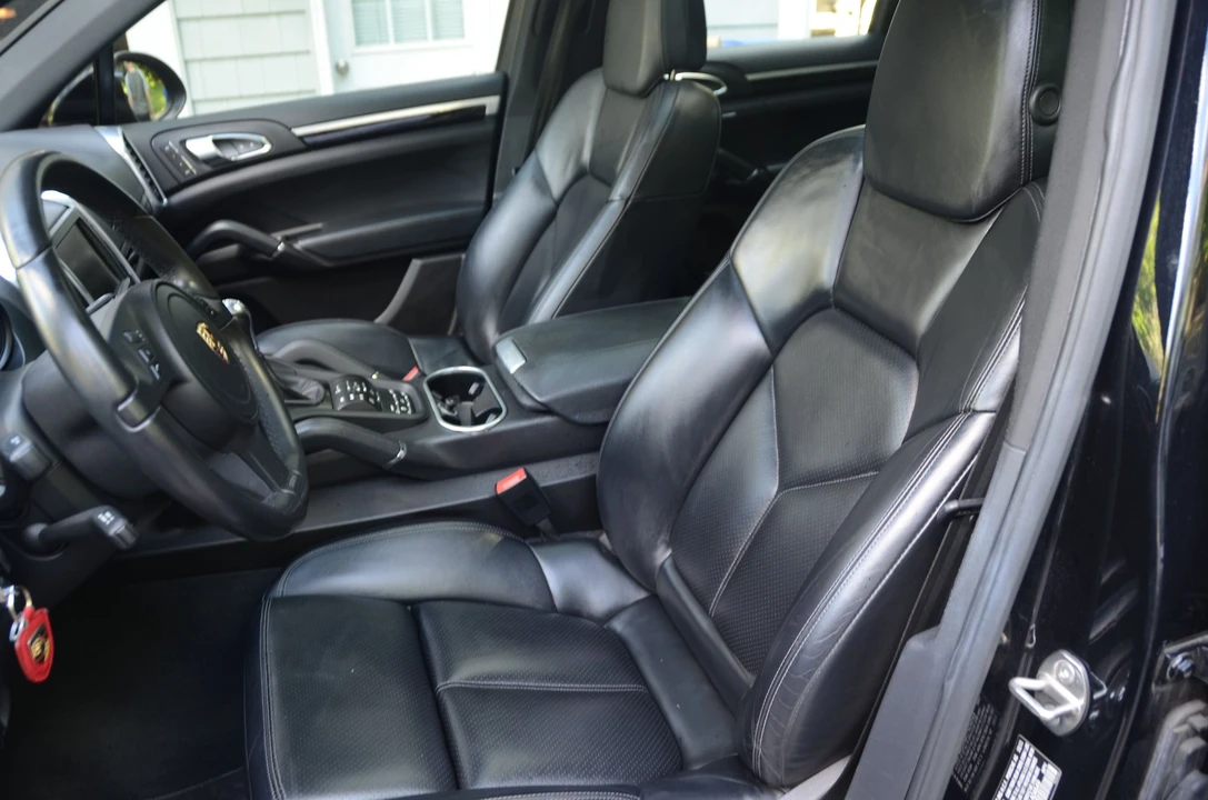 2012 Porsche 958 Cayenne - Image 7 of 21