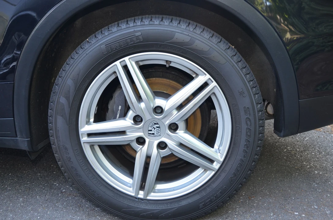 2012 Porsche 958 Cayenne - Image 15 of 21