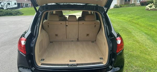 2012 Porsche 958 Cayenne - Image 9 of 16