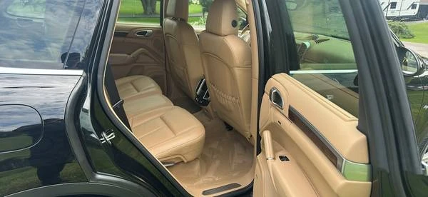 2012 Porsche 958 Cayenne - Image 8 of 16