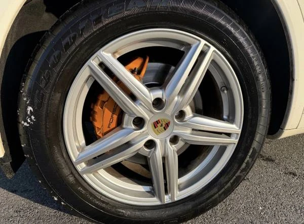 2012 Porsche 958 Cayenne - Image 15 of 15