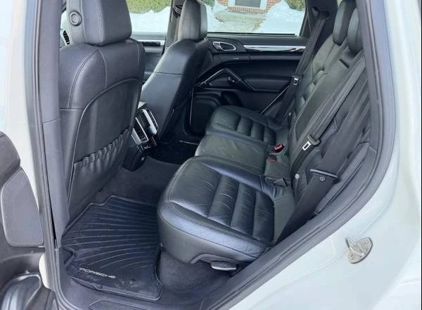 2012 Porsche 958 Cayenne - Image 13 of 15