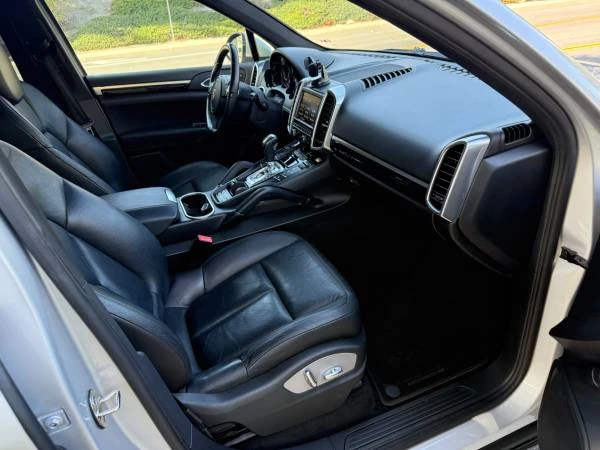 2012 Porsche 958 Cayenne - Image 15 of 19