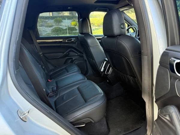 2012 Porsche 958 Cayenne - Image 17 of 19