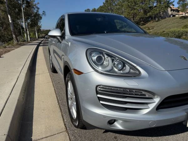 2012 Porsche 958 Cayenne - Image 11 of 19