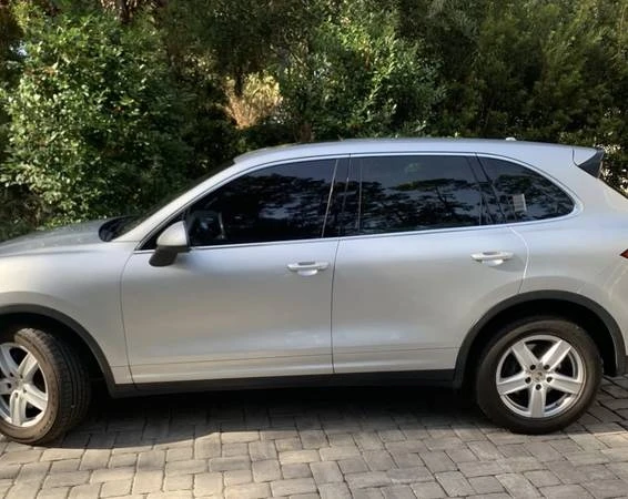 2012 Porsche 958 Cayenne - Image 10 of 12