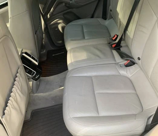 2012 Porsche 958 Cayenne - Image 8 of 12