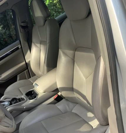 2012 Porsche 958 Cayenne - Image 9 of 12
