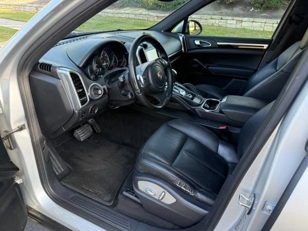 2012 Porsche 958 Cayenne - Image 13 of 19