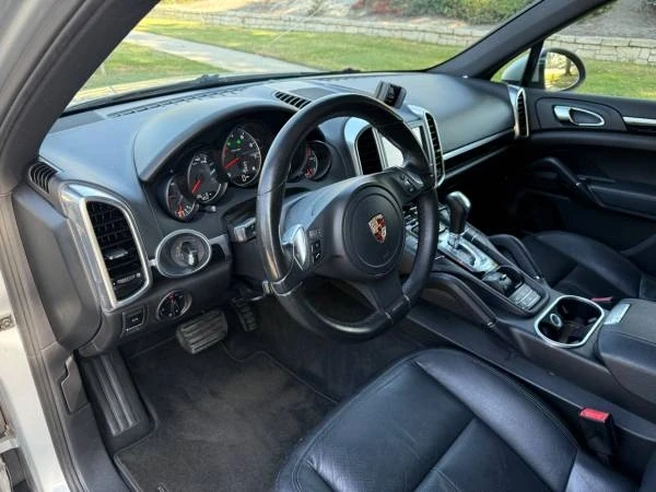 2012 Porsche 958 Cayenne - Image 14 of 19
