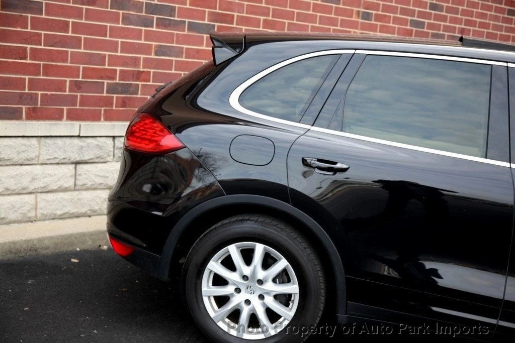 2012 Porsche 958 Cayenne - Image 11 of 12