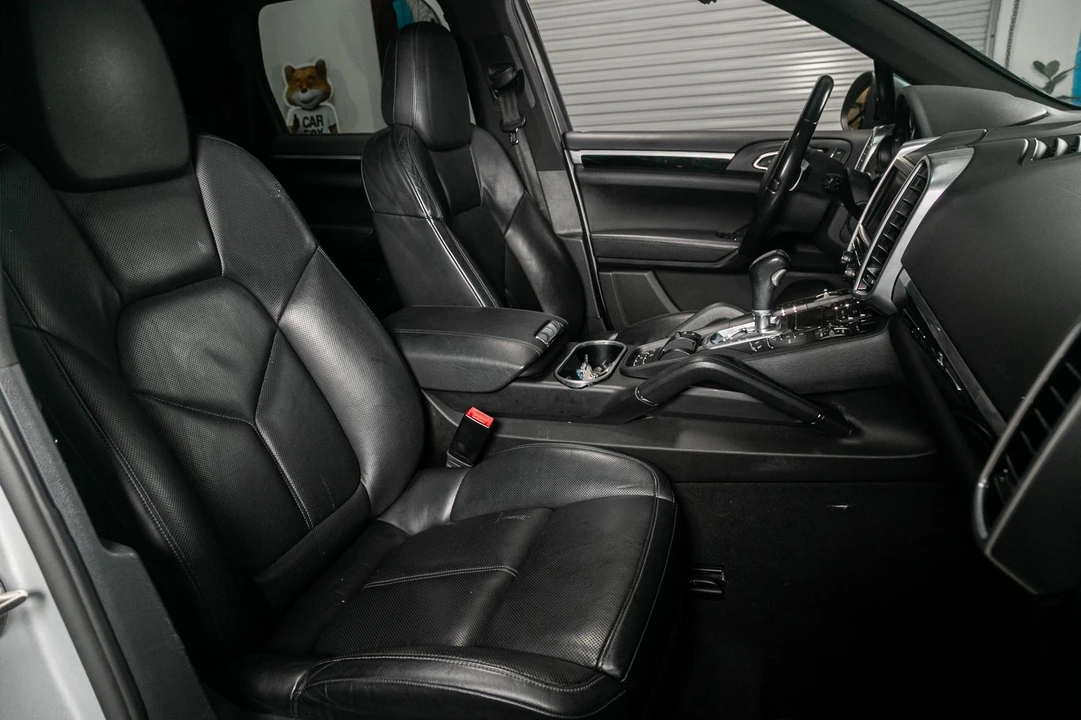 2012 Porsche 958 Cayenne - Image 21 of 31