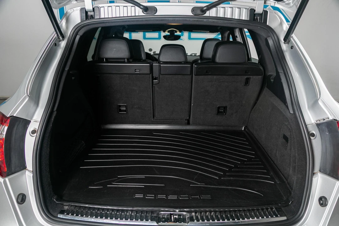 2012 Porsche 958 Cayenne - Image 24 of 31