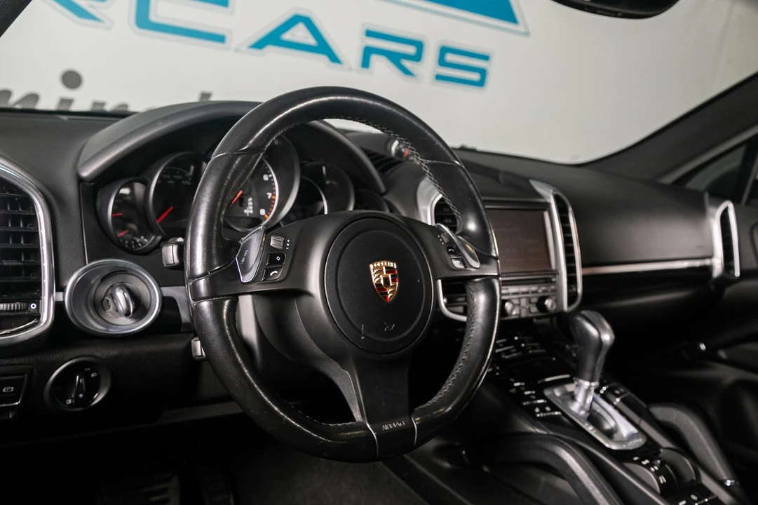 2012 Porsche 958 Cayenne - Image 10 of 31