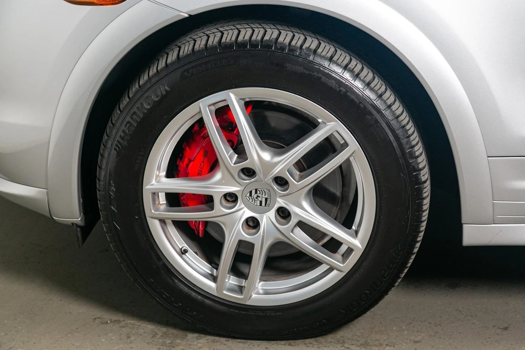 2012 Porsche 958 Cayenne - Image 17 of 31