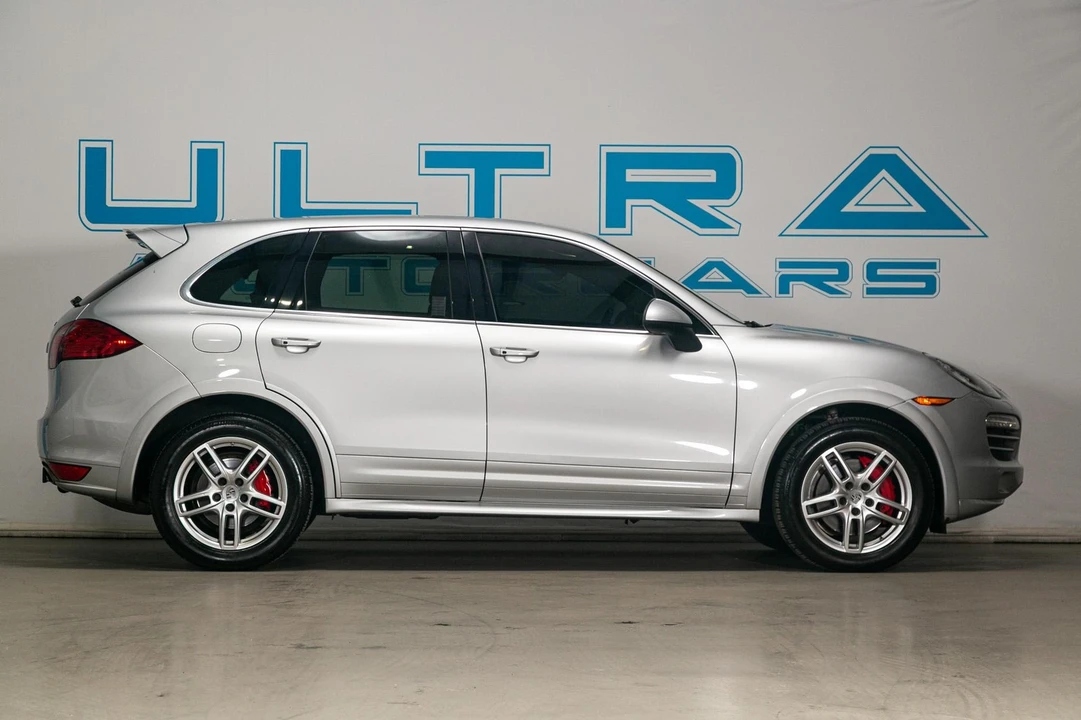 2012 Porsche 958 Cayenne - Image 9 of 31