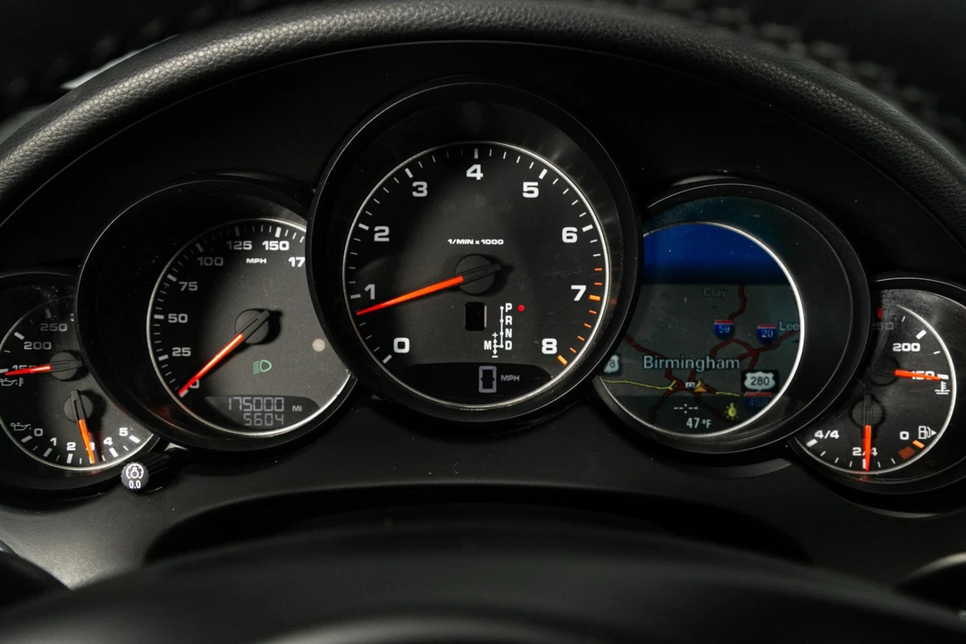 2012 Porsche 958 Cayenne - Image 12 of 31
