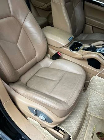 2012 Porsche 958 Cayenne - Image 10 of 14