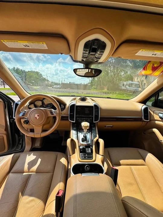 2012 Porsche 958 Cayenne - Image 11 of 20
