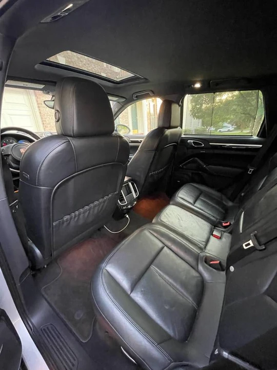 2012 Porsche 958 Cayenne - Image 16 of 24