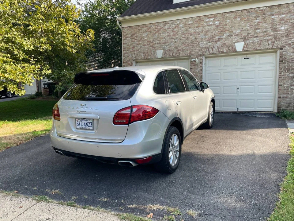 2012 Porsche 958 Cayenne - Image 5 of 24
