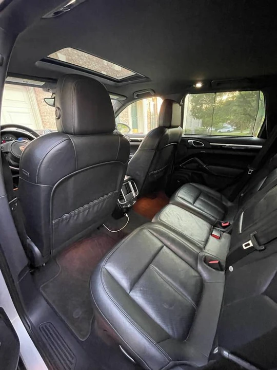 2012 Porsche 958 Cayenne - Image 17 of 24