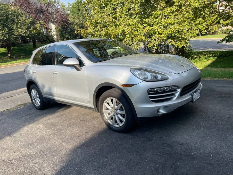 2012 Porsche 958 Cayenne - Image 4 of 24