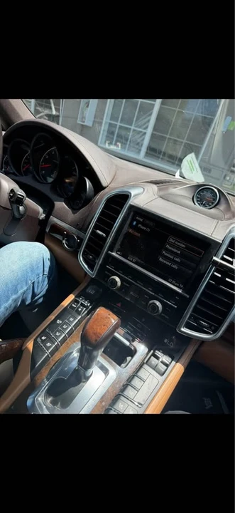 2012 Porsche 958 Cayenne - Image 6 of 7
