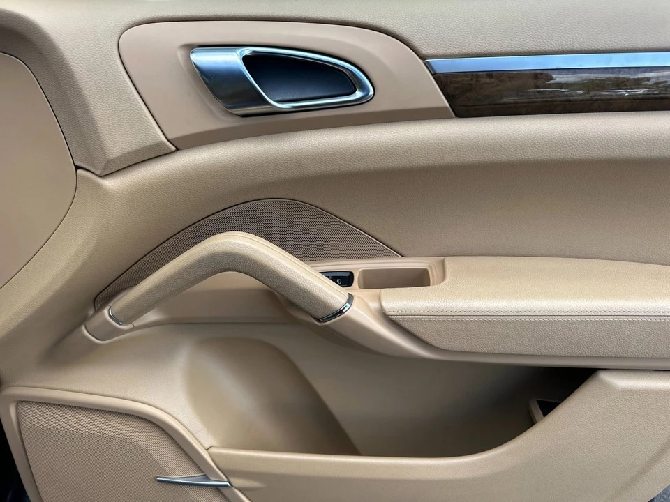 2012 Porsche 958 Cayenne - Image 18 of 21