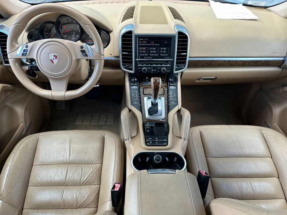 2012 Porsche 958 Cayenne - Image 14 of 21