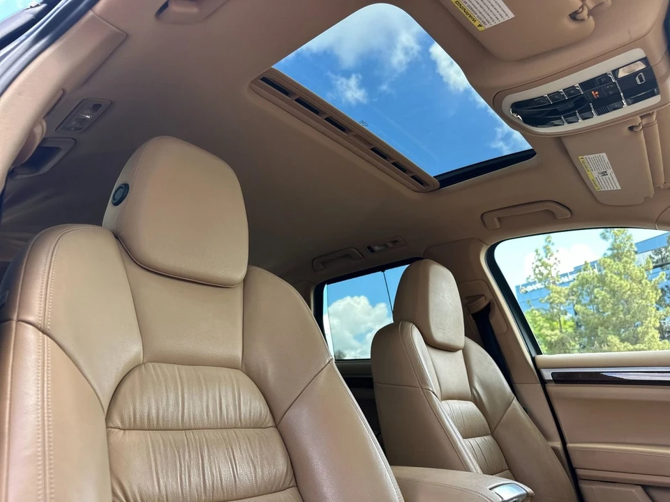 2012 Porsche 958 Cayenne - Image 17 of 21