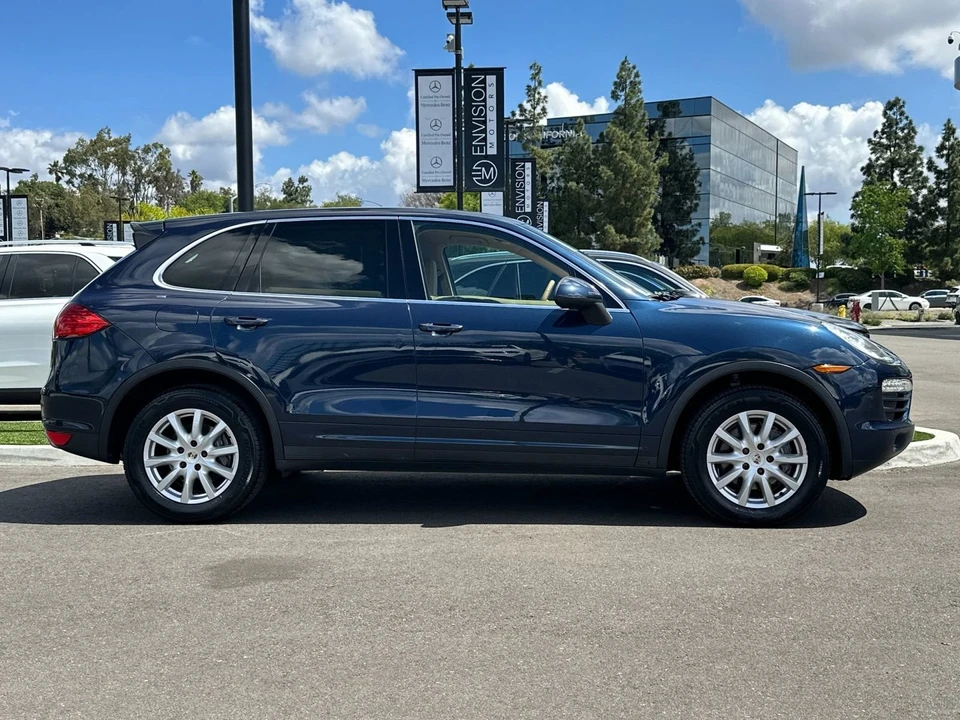 2012 Porsche 958 Cayenne - Image 2 of 21