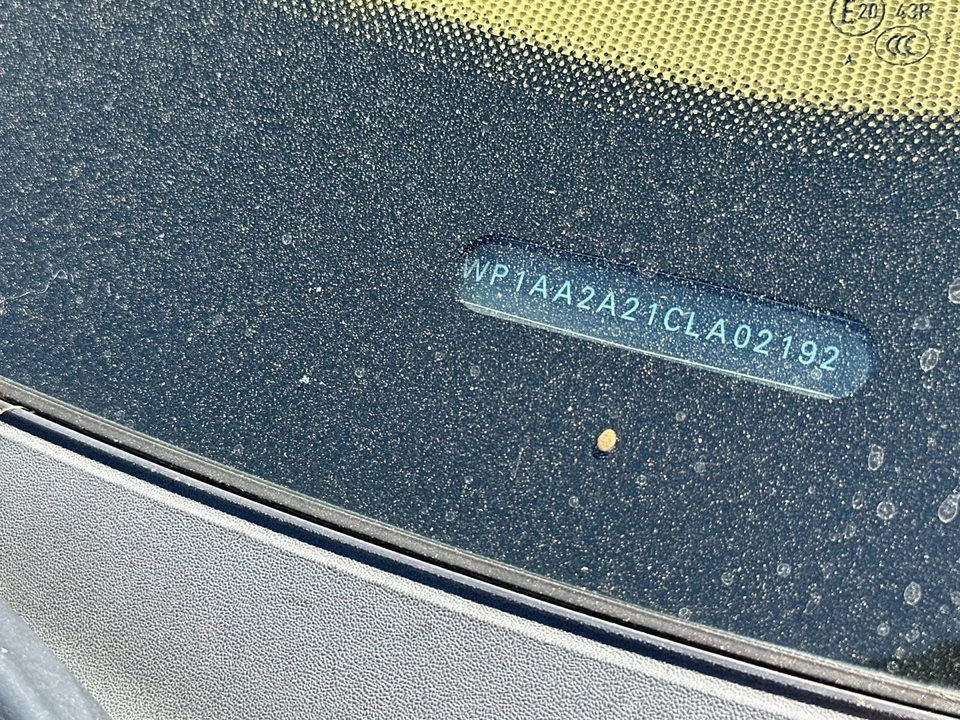 2012 Porsche 958 Cayenne - Image 2 of 10