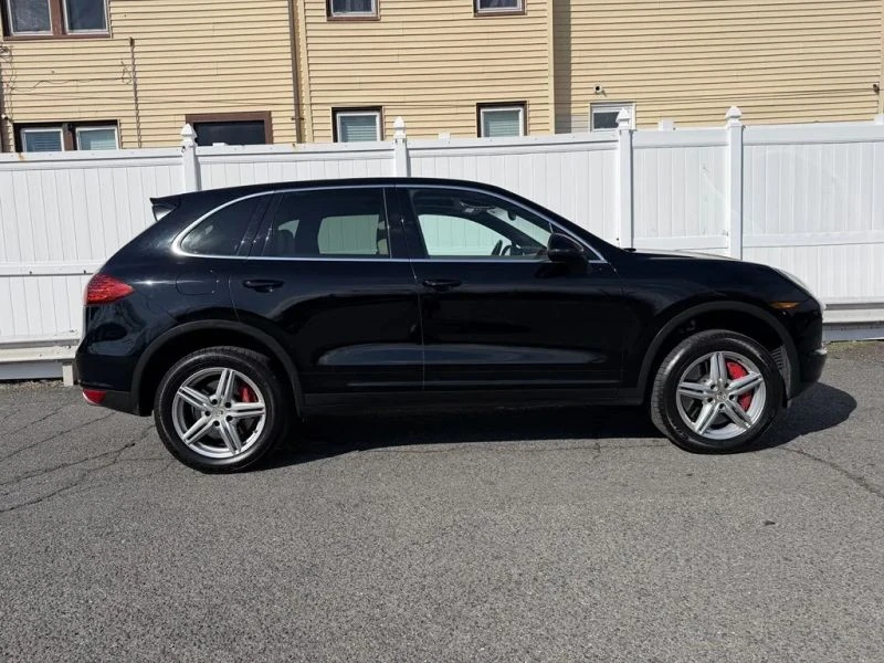 2012 Porsche 958 Cayenne - Image 8 of 12