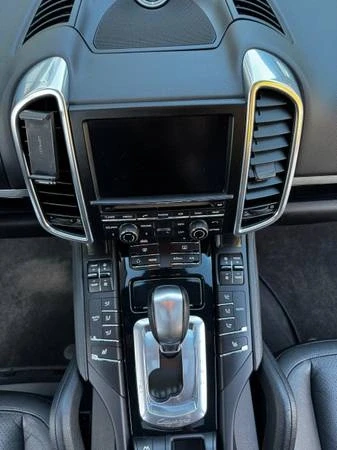 2012 Porsche 958 Cayenne - Image 15 of 18