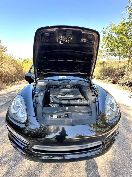 2012 Porsche 958 Cayenne - Image 6 of 15