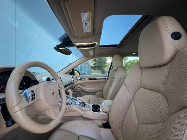 2012 Porsche 958 Cayenne - Image 11 of 19