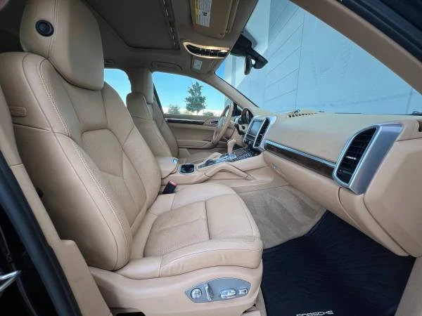 2012 Porsche 958 Cayenne - Image 16 of 19