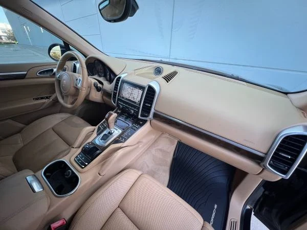 2012 Porsche 958 Cayenne - Image 15 of 19