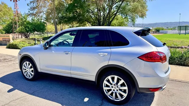 2012 Porsche Cayenne Cayenne S