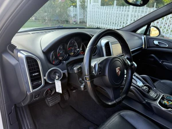 2012 Porsche 958 Cayenne - Image 15 of 21