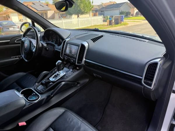 2012 Porsche 958 Cayenne - Image 18 of 21