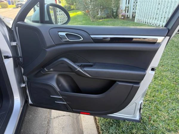 2012 Porsche 958 Cayenne - Image 19 of 21