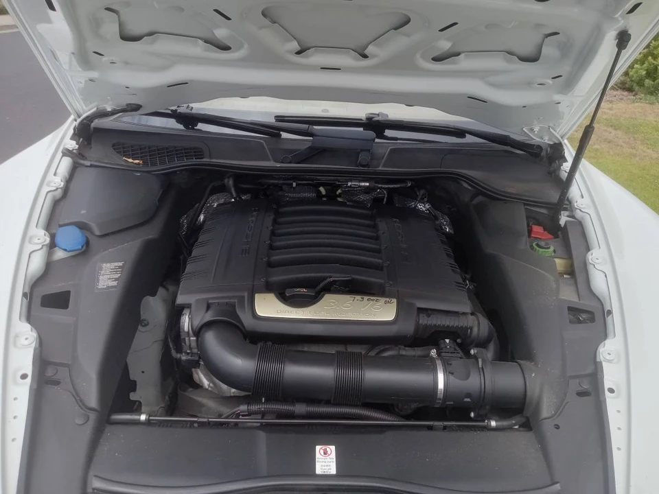 2012 Porsche 958 Cayenne - Image 12 of 13